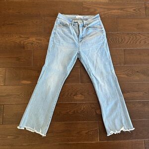 Loft Kick Crop Size 26/2 Petite Blue Jeans